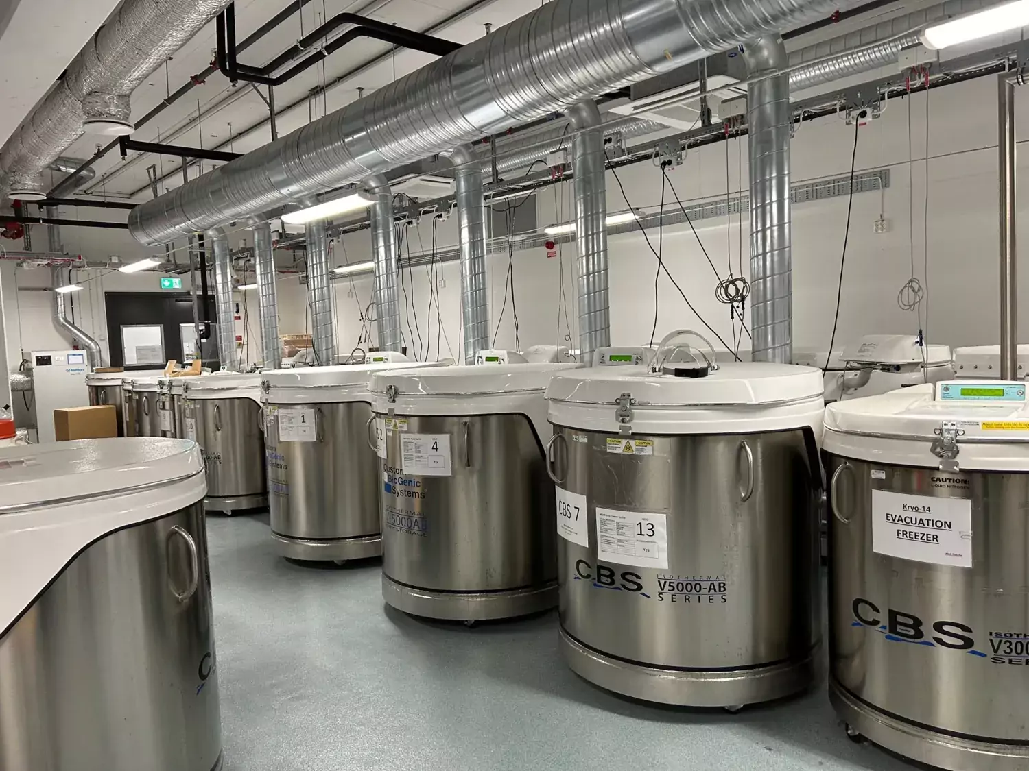 Cryo freezers in a room in ANA Futura.