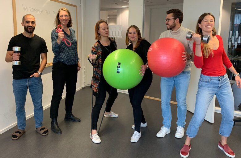 Athanassios Papadopoulos, Cecilia Dahlgren, Eva Hagel, Fanny Goude, Filip Gedin, Agnes Elmberger med diverse träningsatiraljer