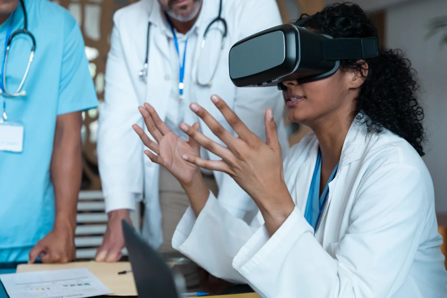 Student using VR camera in the classroom.