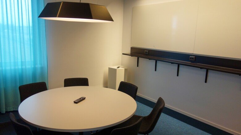 Study room in ANA23 at KI Campus Flemingsberg, 8 seats.