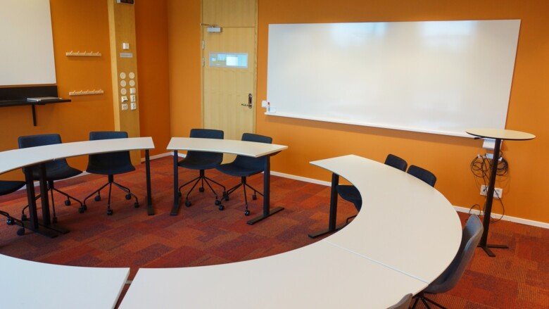 Study rooms in ANA23 at KI Campus Flemingsberg, 16 seats.